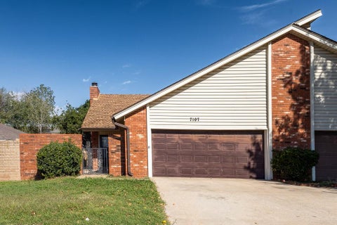 Photo of 7107 NW 30th Terrace, Bethany, OK 73008 (MLS # 1254559)