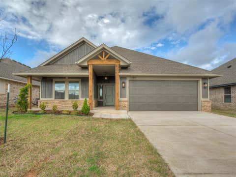 Photo of 12405 Dolche Vita Drive, Yukon, OK 73099 (MLS # 1224251)
