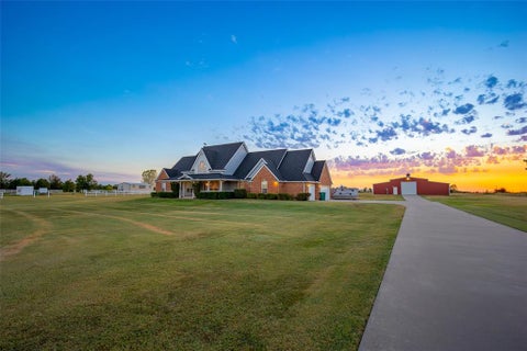 Photo of 9301 Southern View Drive, Oklahoma City, OK 73165 (MLS # 1244435)