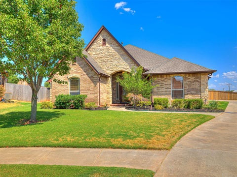 Photo of 2923 SE 5th Street, Moore, OK 73160 (MLS # 1248562)