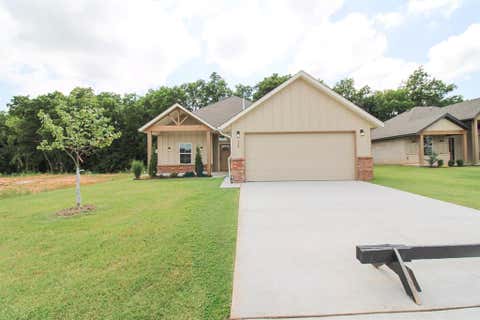 Photo of 130 Mountain Laurel Way, Noble, OK 73068 (MLS # 1246061)