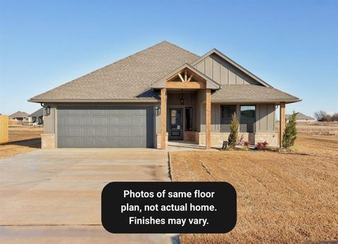 Photo of 5105 Misty Wood Lane, Mustang, OK 73064 (MLS # 1222703)