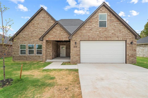 Photo of 228 E Abbot Lane, Mustang, OK 73064 (MLS # 1246375)