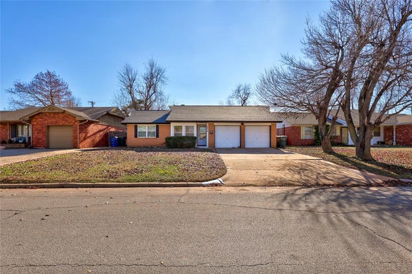 2808 KENT DR, OKLAHOMA CITY, OK 73120 - Image ea4bf7f80fe87d0d6e0d8eb6cf304817/4180737570