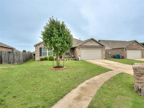 Photo of 1700 Bartlett Drive, Newcastle, OK 73065 (MLS # 1240731)