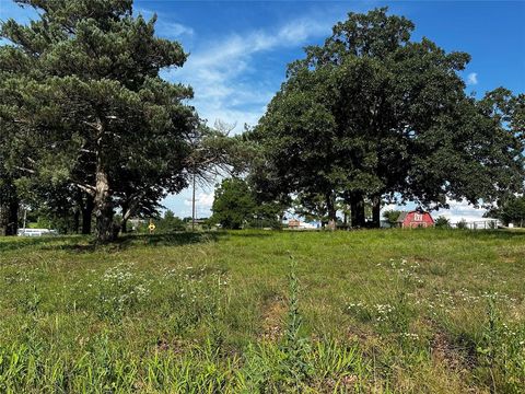 Photo of E Circle Drive, Choctaw, OK 73020 (MLS # 1232993)
