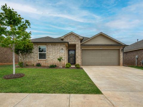 Photo of 10417 SW 41st Place, Mustang, OK 73064 (MLS # 1229025)