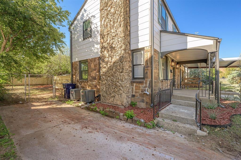 2804 NW 26th Street