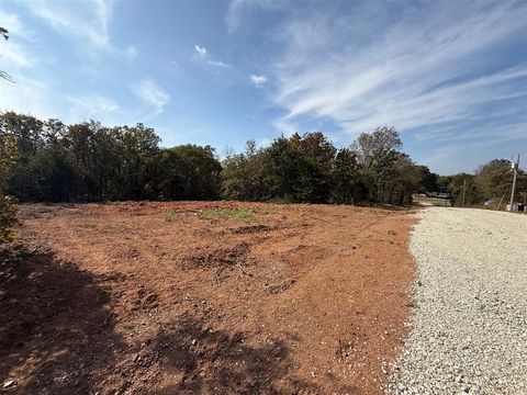 Photo of 20 West Street, Noble, OK 73068 (MLS # 1197305)
