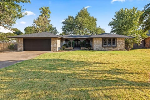 Photo of 818 SW 26th Place, El Reno, OK 73036 (MLS # 1246326)