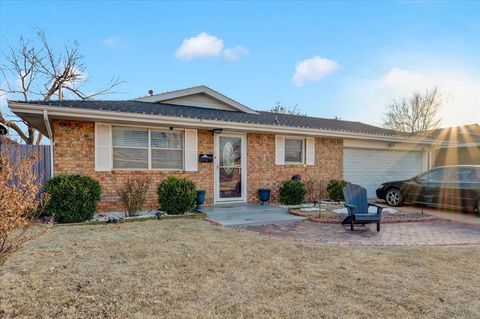 Photo of 1320 SW 83rd Street, Oklahoma City, OK 73159 (MLS # 1229129)
