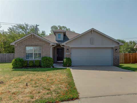 Photo of 12600 NW 1st Court, Yukon, OK 73099 (MLS # 1245003)
