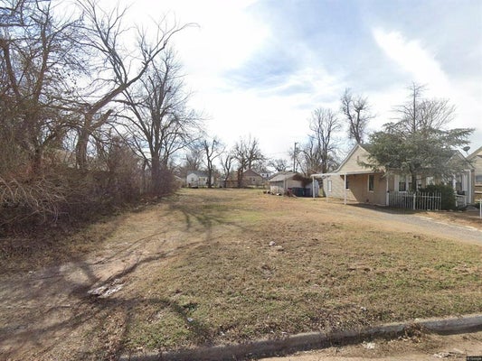 8 SW 41ST ST, OKLAHOMA CITY, OK 73109 - Image edf2d85d4e1dd996357f7550457550b5/1606086348