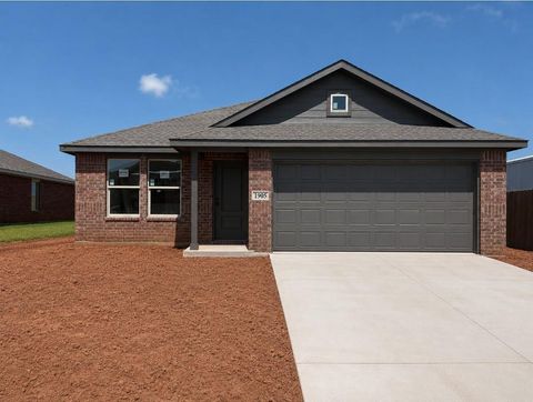 Photo of 1905 Alpine Beach Lane, Mustang, OK 73128 (MLS # 1229377)