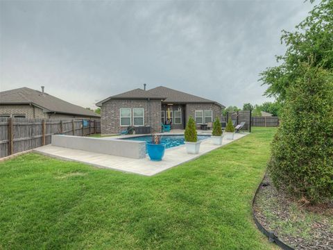 Photo of 15709 Rosedown Drive, Oklahoma City, OK 73170 (MLS # 1228013)