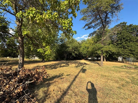 Photo of 2024 N Saint Mark Avenue, Oklahoma City, OK 73141 (MLS # 1249766)