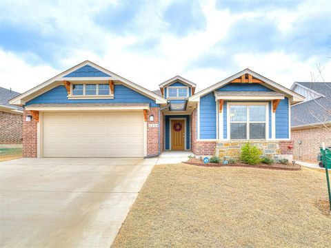 Photo of 11208 NW 136th Terrace, Yukon, OK 73099 (MLS # 1160582)