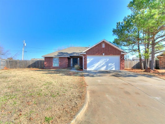 712 WALL CIR, MOORE, OK 73160 - Image ef9c9a4a9e554ec7932a276556cf510a/1363659544
