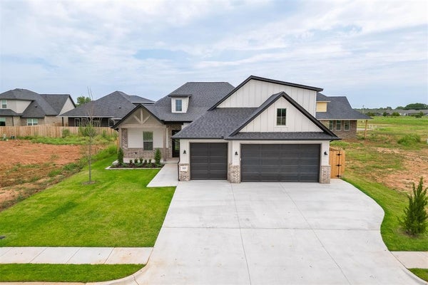 16108 SEGOVIA DR, OKLAHOMA CITY, OK 73170 - Image f041e6e41177b2d816fa072b76bcb7fb/1129952370