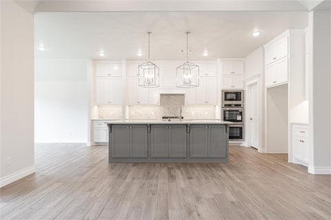 Photo of 523 Still Meadows, Guthrie, OK 73044 (MLS # 1202735)