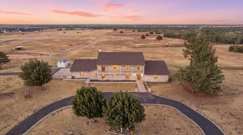 Photo of 12700 N Frisco Road, Yukon, OK 73099 (MLS # 1249111)