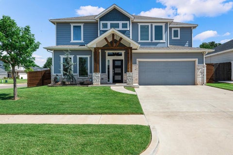 Photo of 633 NW 183rd Street, Edmond, OK 73012 (MLS # 1252679)