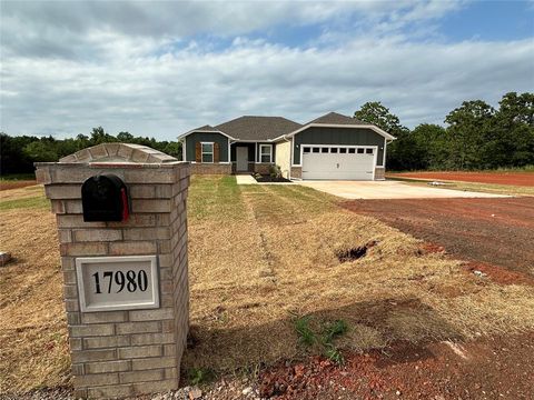 Photo of 17980 Lantana Loop, Newalla, OK 74857 (MLS # 1230593)