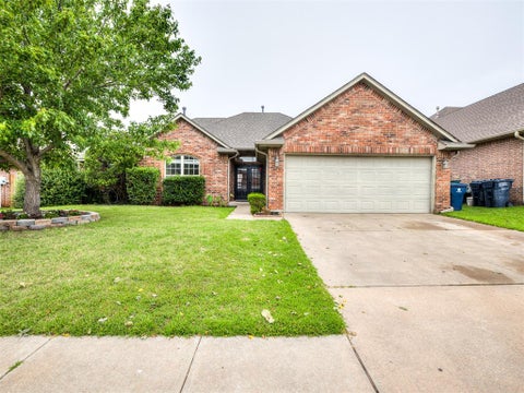 Photo of 9029 NW 79th Terrace, Yukon, OK 73099 (MLS # 1236411)