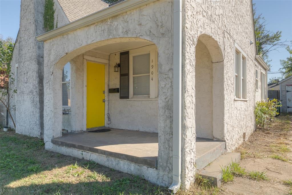 1904 NW 30th Street