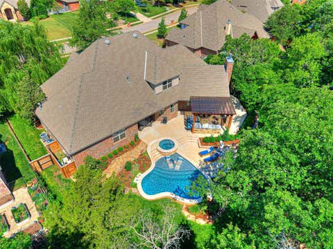 Photo of 3720 Creek Bend Road, Edmond, OK 73003 (MLS # 1239861)