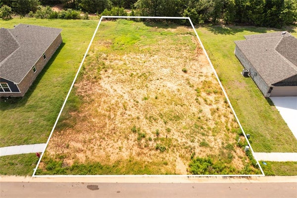 LINCOLN ST, HARRAH, OK 73045 - Image f3ee8e32aa755ea26004b792ba38effb/2513949990