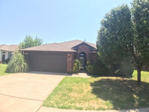 Photo of 16224 Panther Way, Edmond, OK 73013 (MLS # 1229984)