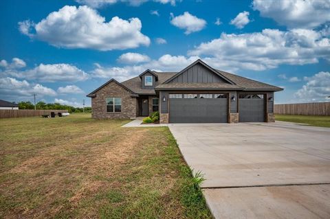 Photo of 24956 Norte Street, Purcell, OK 73080 (MLS # 1221397)