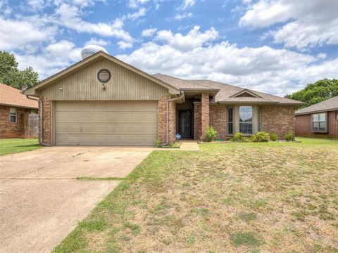 Photo of 1108 Earl A Rodkey Drive, Edmond, OK 73003 (MLS # 1234409)