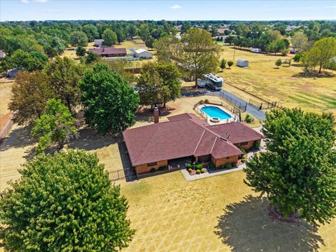 Photo of 826 S Ebeling Drive, Mustang, OK 73064 (MLS # 1247328)