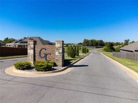 Photo of 10108 Baldwin Lane, Oklahoma City, OK 73169 (MLS # 1252851)