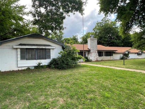 Photo of 3609 Meadowbrook Drive, Midwest City, OK 73110 (MLS # 1231250)
