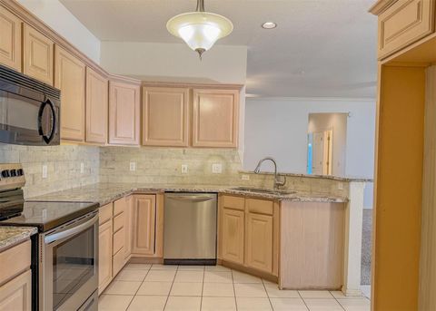 Photo of 1928 NW 157th Street, Edmond, OK 73013 (MLS # 1237380)
