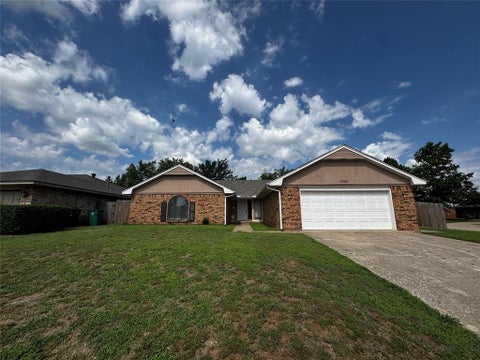 Photo of Oklahoma City, OK 73162 (MLS # 1252937)