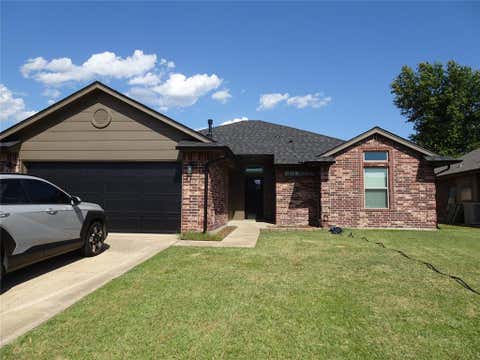 Photo of 8412 Pinewood Drive, Oklahoma City, OK 73135 (MLS # 1245369)