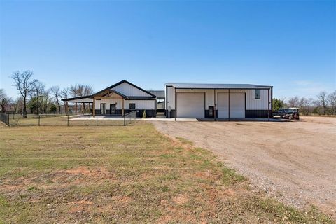 Photo of 26115 Lazy D Drive, Blanchard, OK 73010 (MLS # 1220275)