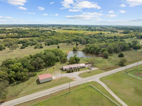 Photo of 17402 State Highway 24, Purcell, OK 73080 (MLS # 1192959)