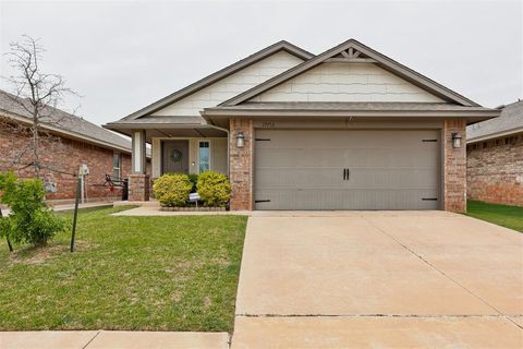 Photo of 19716 Brunswick Court, Edmond, OK 73012 (MLS # 1226994)