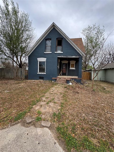 Photo of 920 W Woodson Street, El Reno, OK 73036 (MLS # 1221322)
