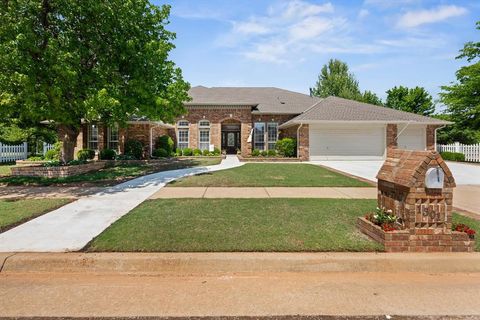 Photo of 1501 NW 198th Street, Edmond, OK 73012 (MLS # 1225239)