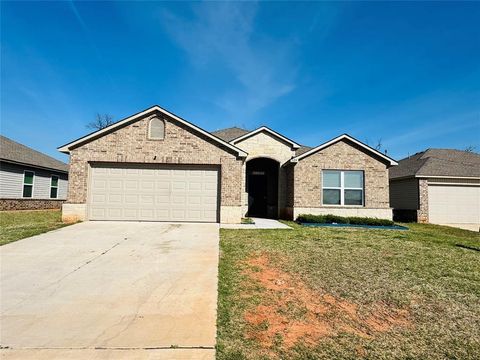 Photo of 1529 Peridot Lane, Noble, OK 73068 (MLS # 1220752)