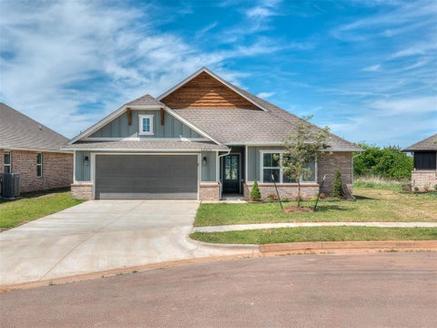 Photo of 12513 Dolche Vita Drive, Yukon, OK 73099 (MLS # 1243957)