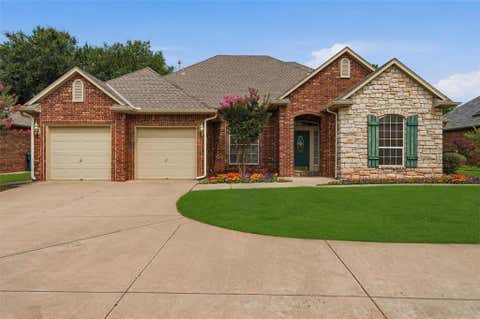 Photo of 3008 Viewmont Court, Edmond, OK 73003 (MLS # 1236646)