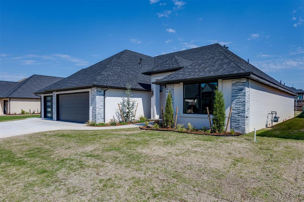 9305 NW 84th Street
