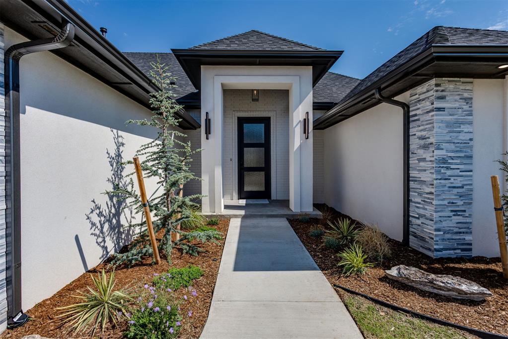 9305 NW 84th Street
